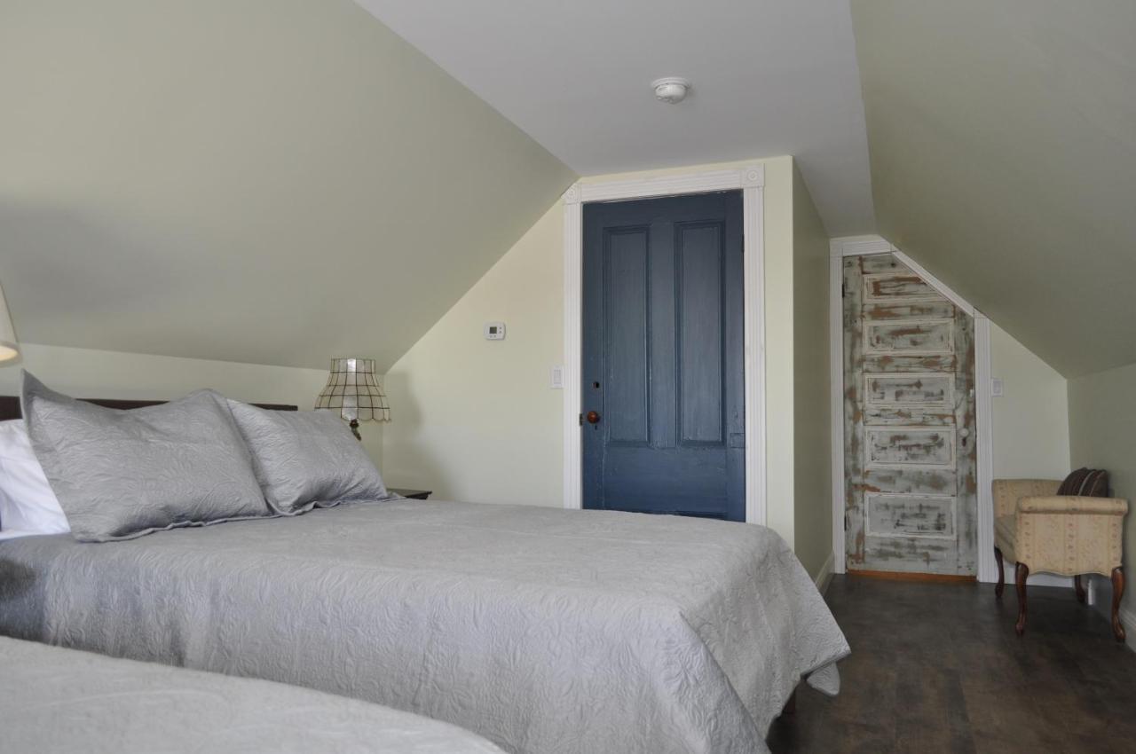 Holman'S Heritage Suites Summerside Ngoại thất bức ảnh